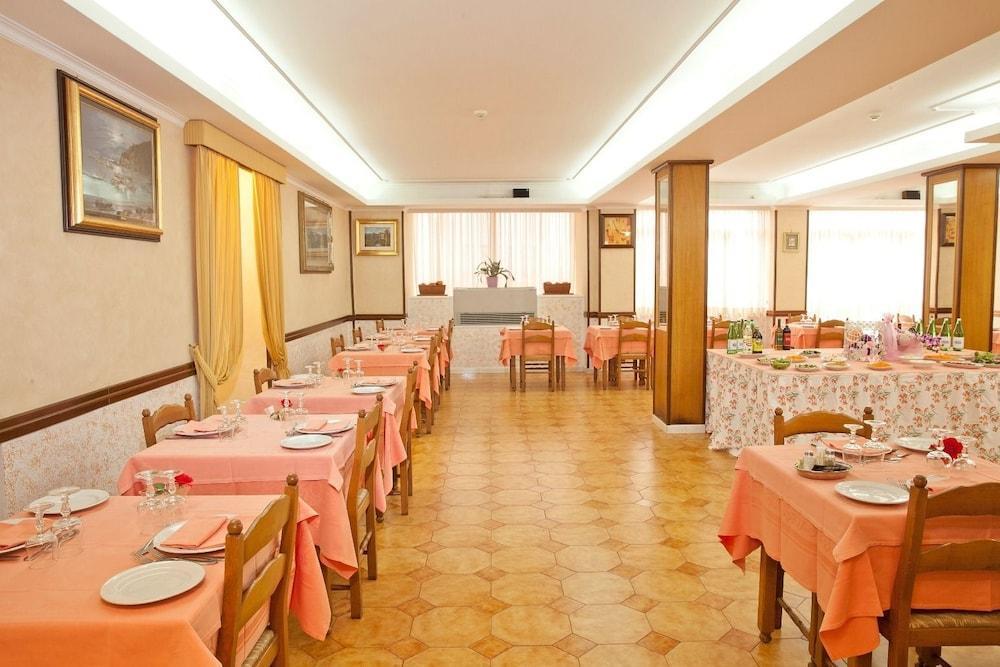 Hotel Ludovici Fiuggi Extérieur photo